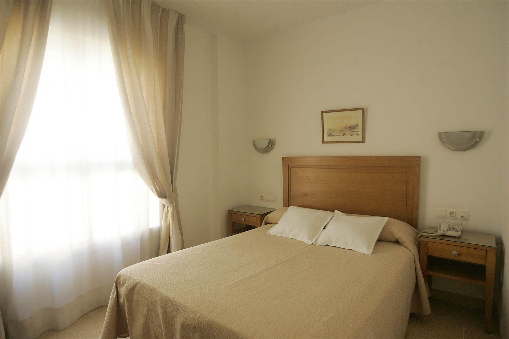 Hotel Goartin Μάλαγα Εξωτερικό φωτογραφία