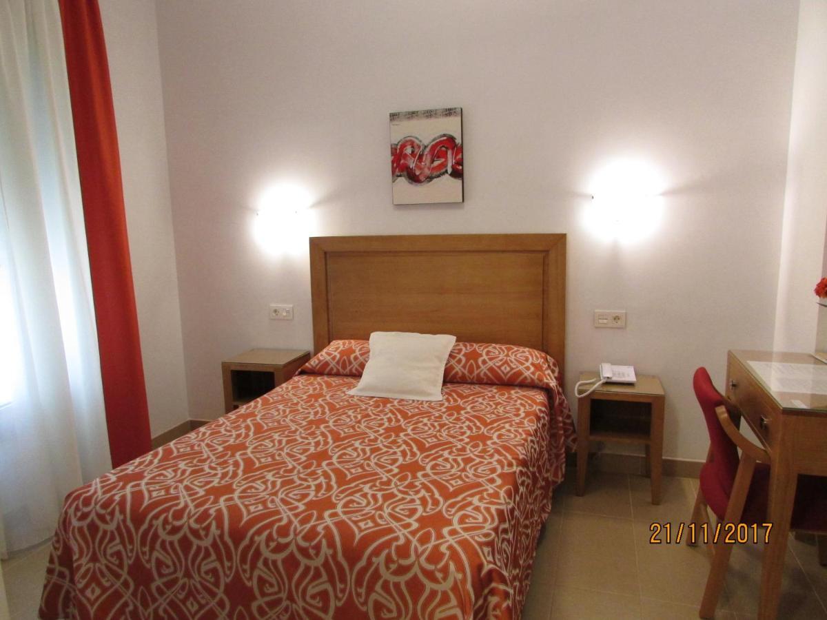Hotel Goartin Μάλαγα Εξωτερικό φωτογραφία